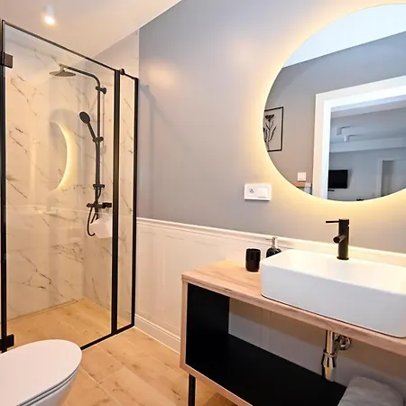 Apartment Malinova 36 *