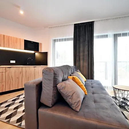 Apartment Malinova 36 *
