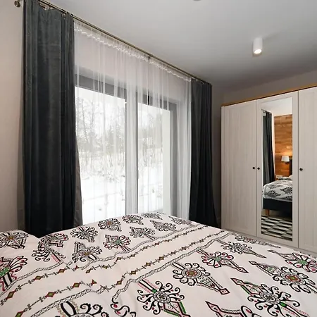 Appartement Malinova 36 *