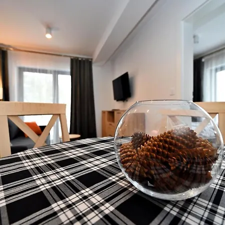 Apartment Malinova 36 *