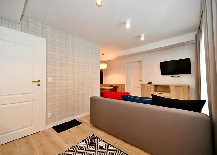 Апартаменты Malinova 36 *