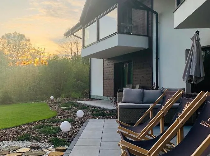 Апартаменты Malinova 36